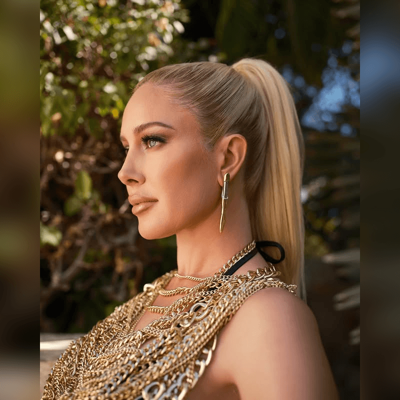Heidi Montag Debuts Striking New Look at 2025 AMAs: A Glamorous Reinvention