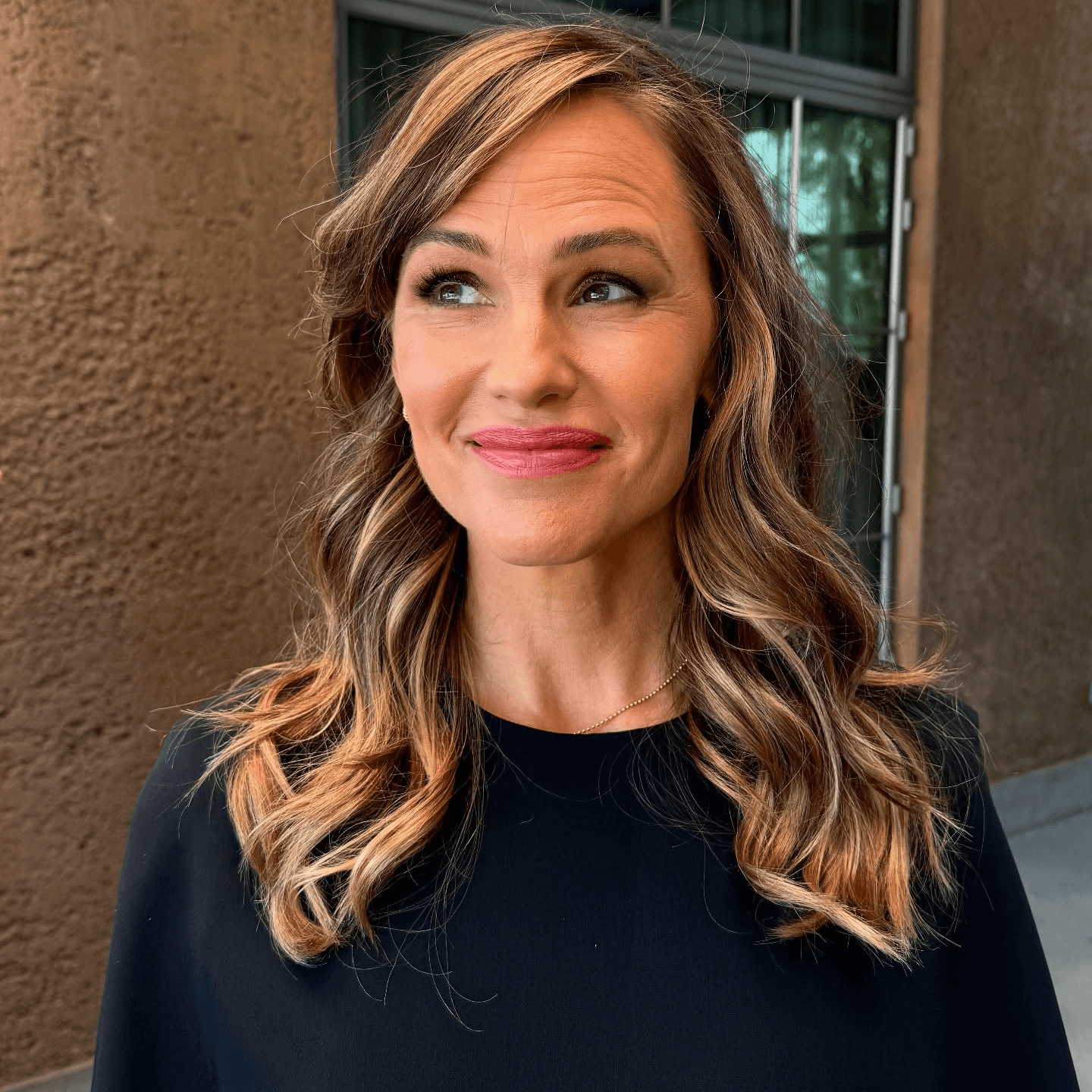 Jennifer Garner’s Once Upon a Farm Eyes $1 Billion IPO — A Star-Turned-Mogul in the Making